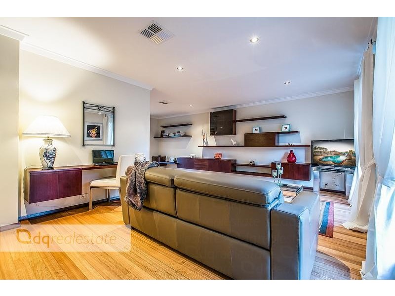 64 Trailwood Drive, Woodvale WA 6026