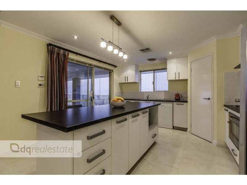 32 Eastman Turn, Tapping WA 6065