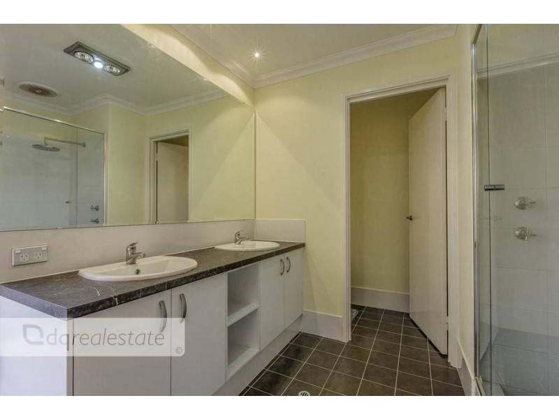 32 Eastman Turn, Tapping WA 6065