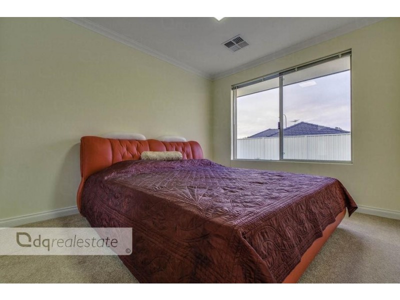 32 Eastman Turn, Tapping WA 6065