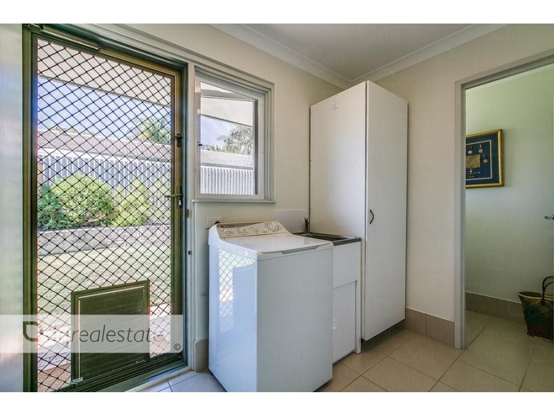 52 Trailwood Drive, Woodvale WA 6026