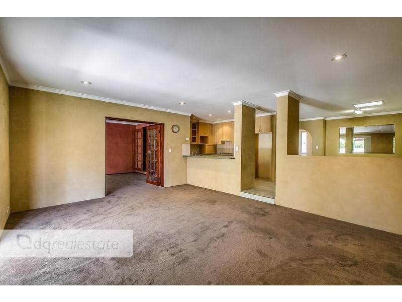 9 Edgeware Place, Kingsley WA 6026