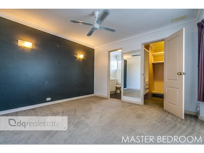 9 Edgeware Place, Kingsley WA 6026