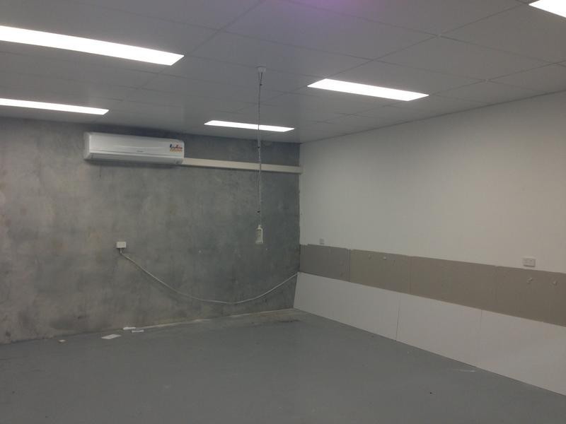 2/58 Discovery Drive, Bibra Lake WA 6163