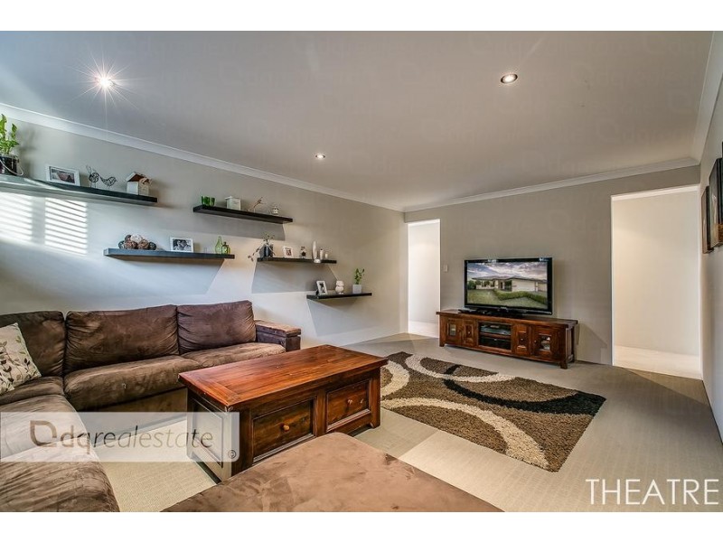 8 Bingarra Crescent, Tapping WA 6065