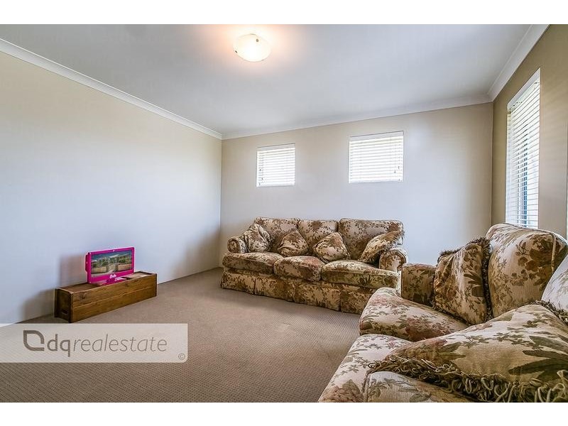 17 Jaeger Bend, Tapping WA 6065