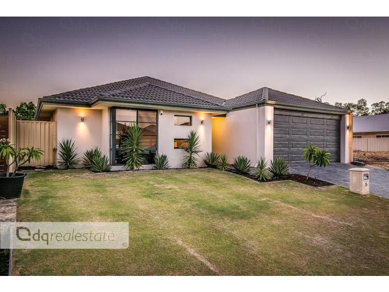 15 Haddon Terrace, Madeley WA 6065