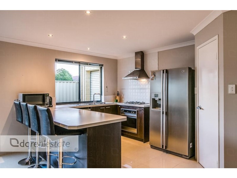 15 Haddon Terrace, Madeley WA 6065