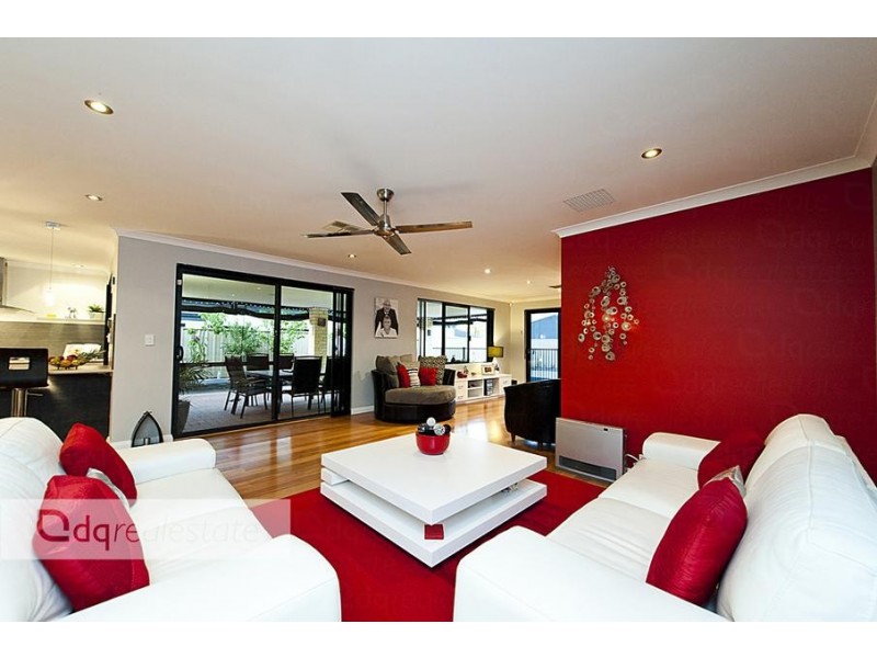 38 Colwyn Loop, Tapping WA 6065