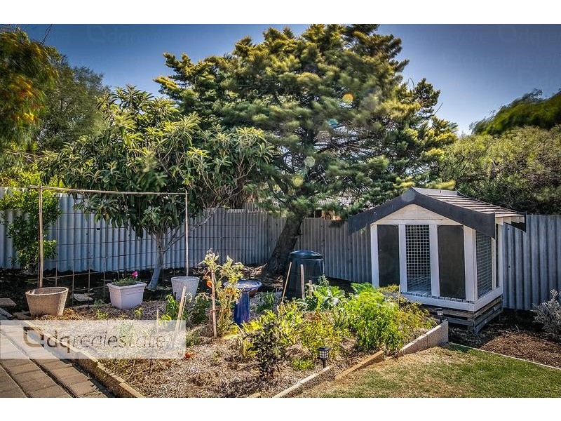 12 Radian Road, Beldon WA 6027