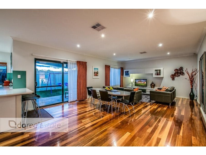 9 Wanderers Way, Madeley WA 6065