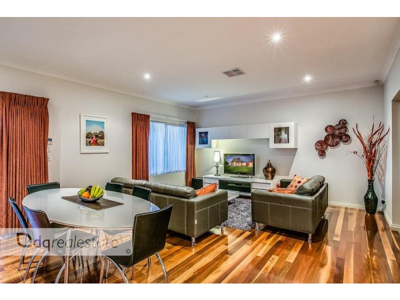 9 Wanderers Way, Madeley WA 6065