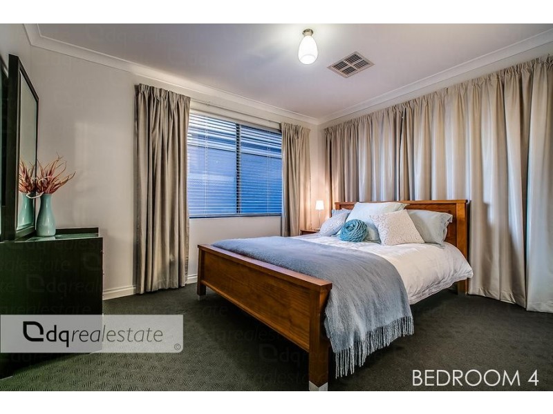 9 Wanderers Way, Madeley WA 6065