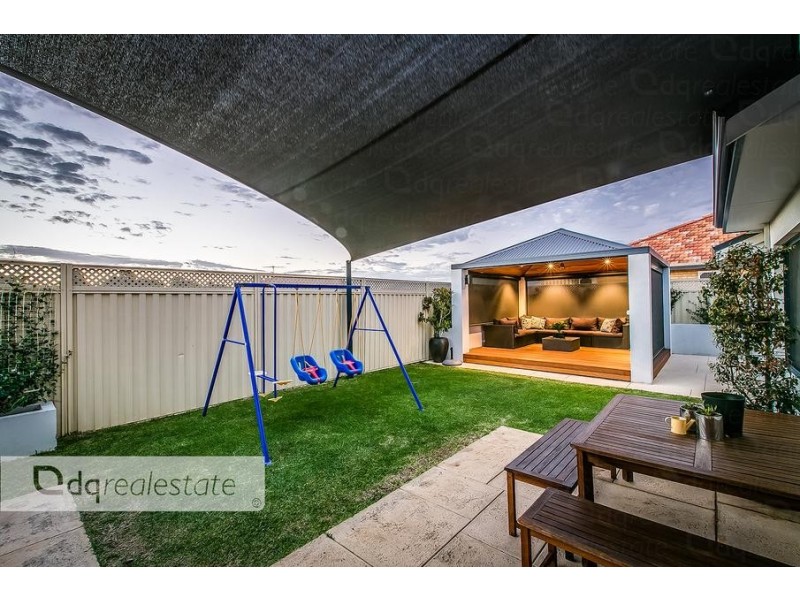 9 Wanderers Way, Madeley WA 6065