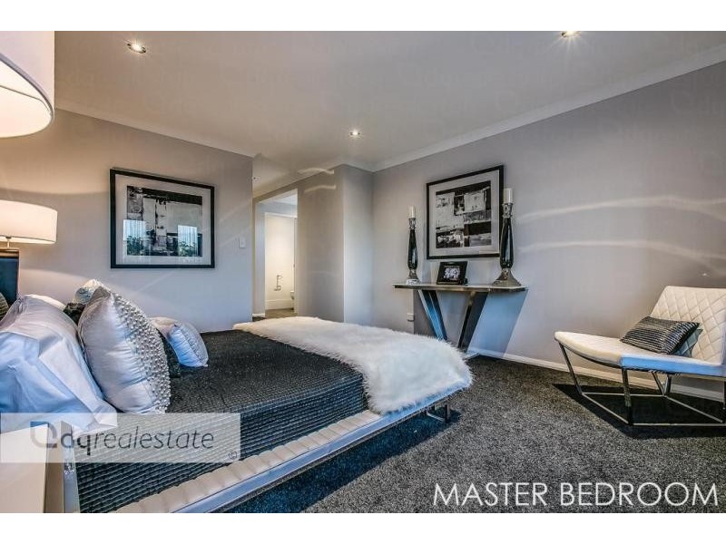 21 Solandri Bend, Banksia Grove WA 6031