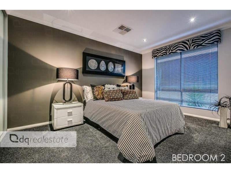 21 Solandri Bend, Banksia Grove WA 6031