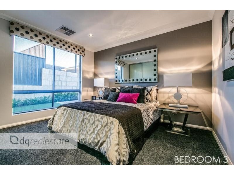 21 Solandri Bend, Banksia Grove WA 6031