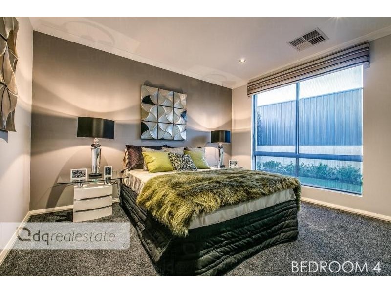 21 Solandri Bend, Banksia Grove WA 6031