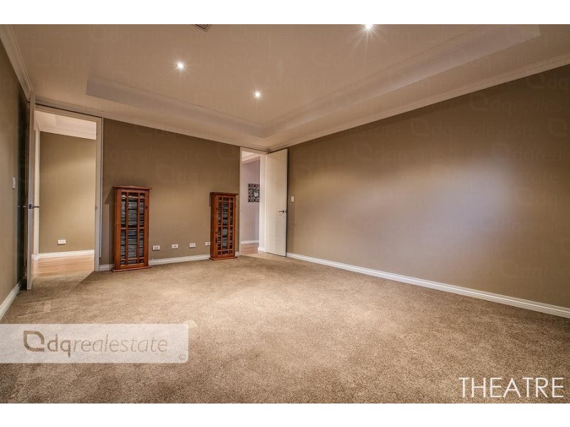 1 Shiralee Bend, Carramar WA 6031