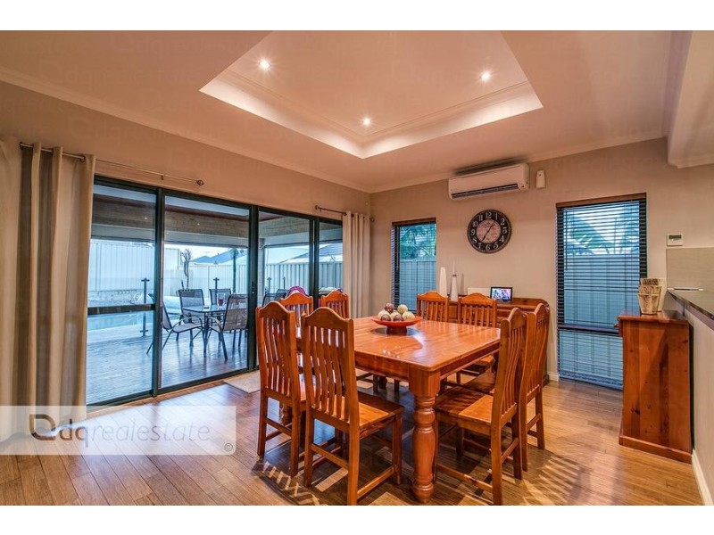 1 Shiralee Bend, Carramar WA 6031