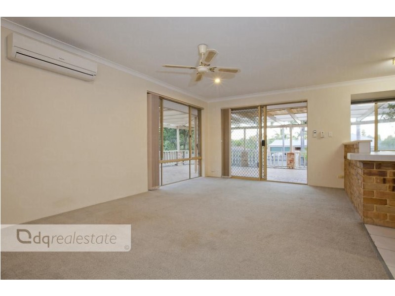 2 Oakland Close, Woodvale WA 6026