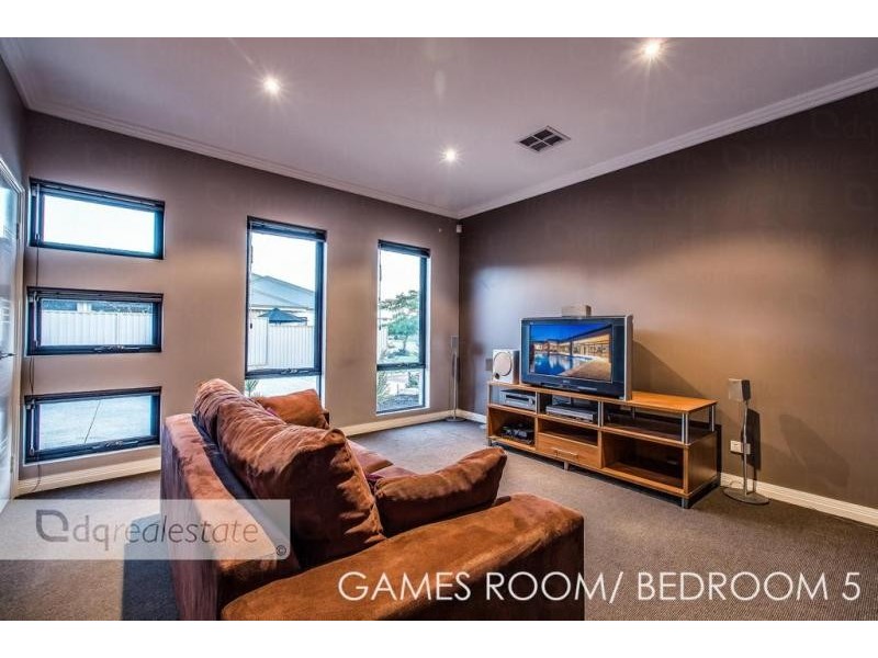 9 Beckett Circle, Darch WA 6065