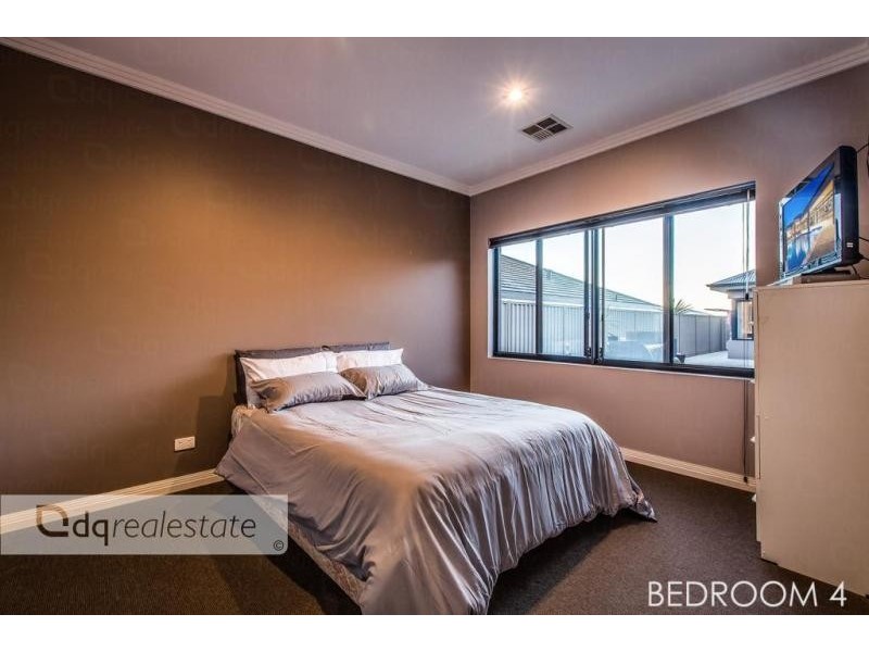 9 Beckett Circle, Darch WA 6065