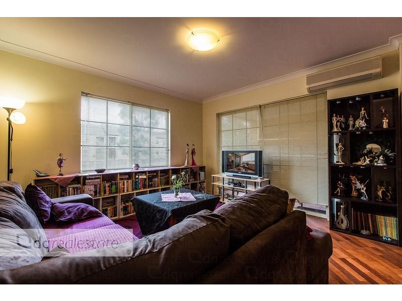 13/2 Plaistow Street, Joondalup WA 6027