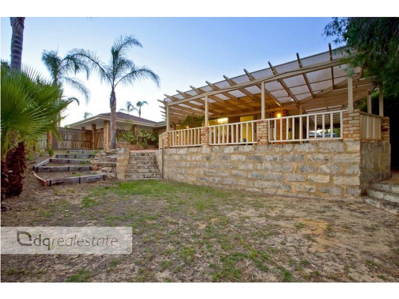 2 Oakland Close, Woodvale WA 6026