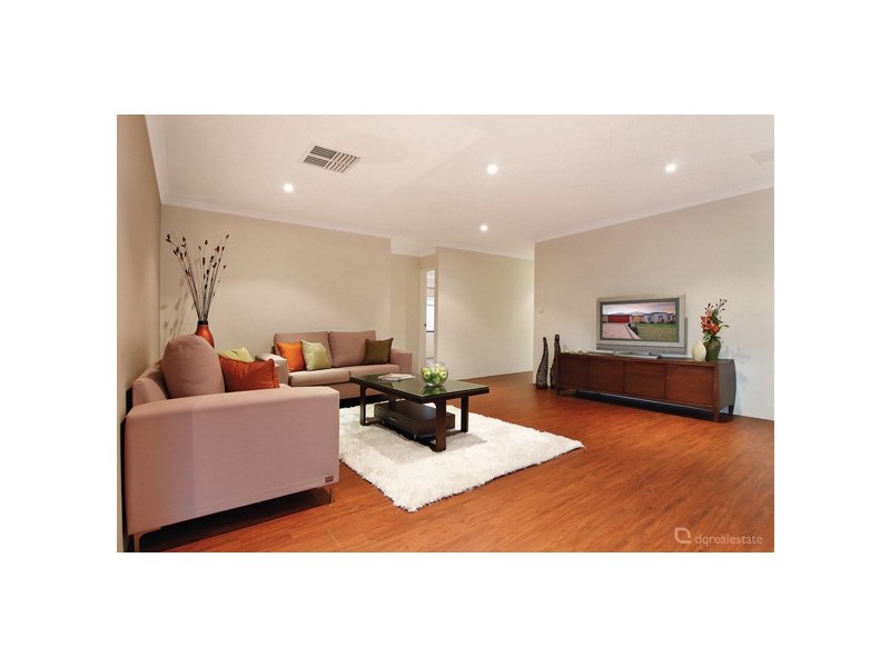 24 Goshawk Street, Tapping WA 6065