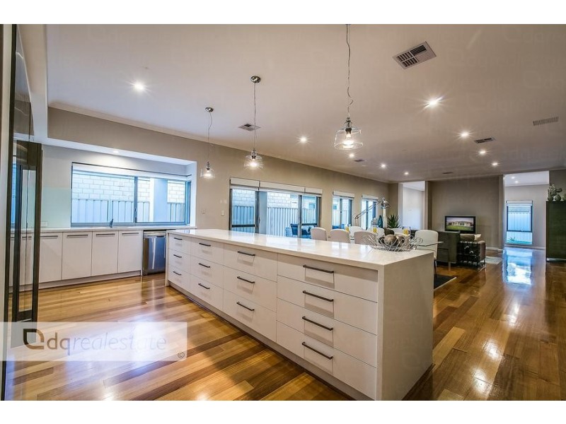 5 Aberdeen Terrace, Landsdale WA 6065