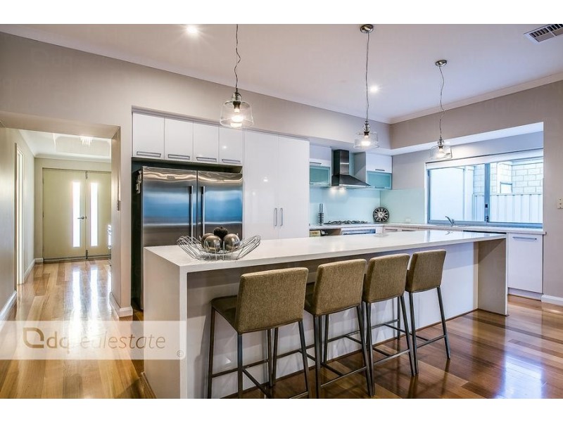 5 Aberdeen Terrace, Landsdale WA 6065