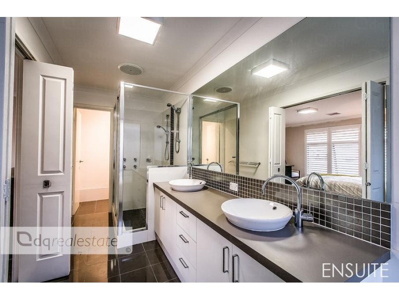 5 Aberdeen Terrace, Landsdale WA 6065