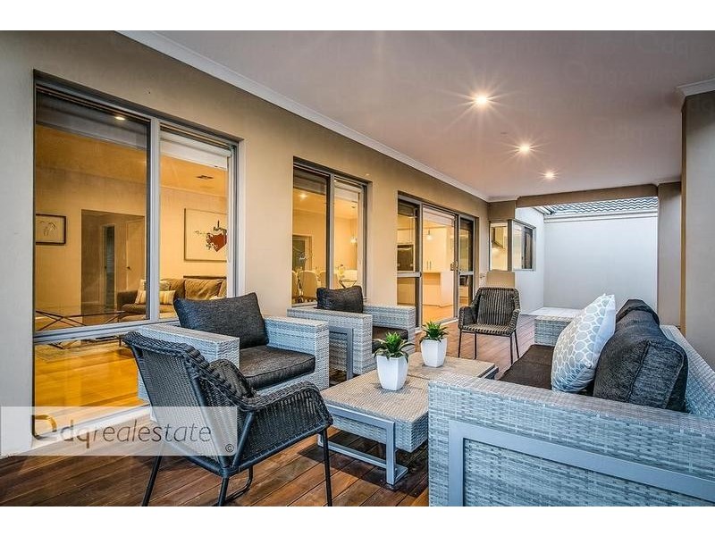 5 Aberdeen Terrace, Landsdale WA 6065