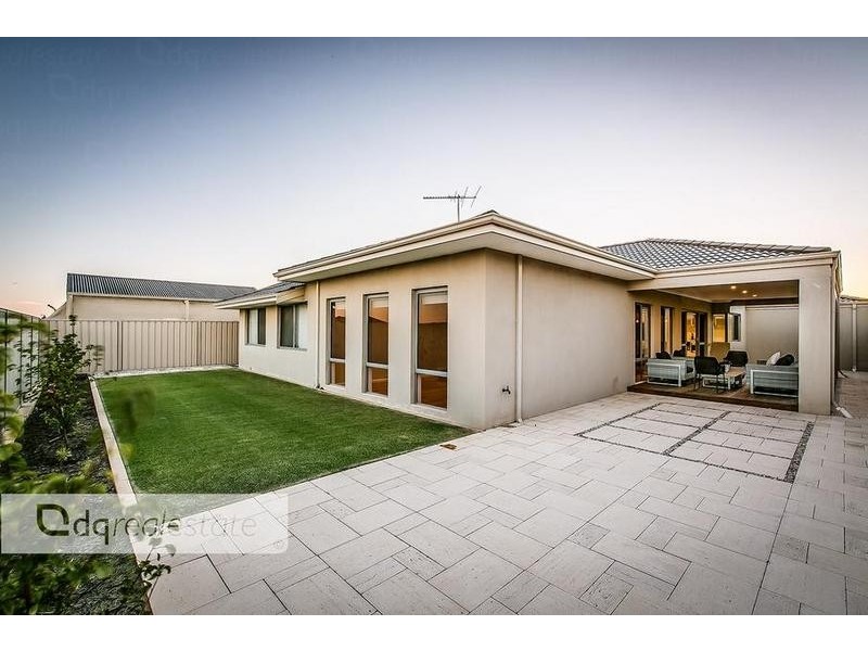 5 Aberdeen Terrace, Landsdale WA 6065