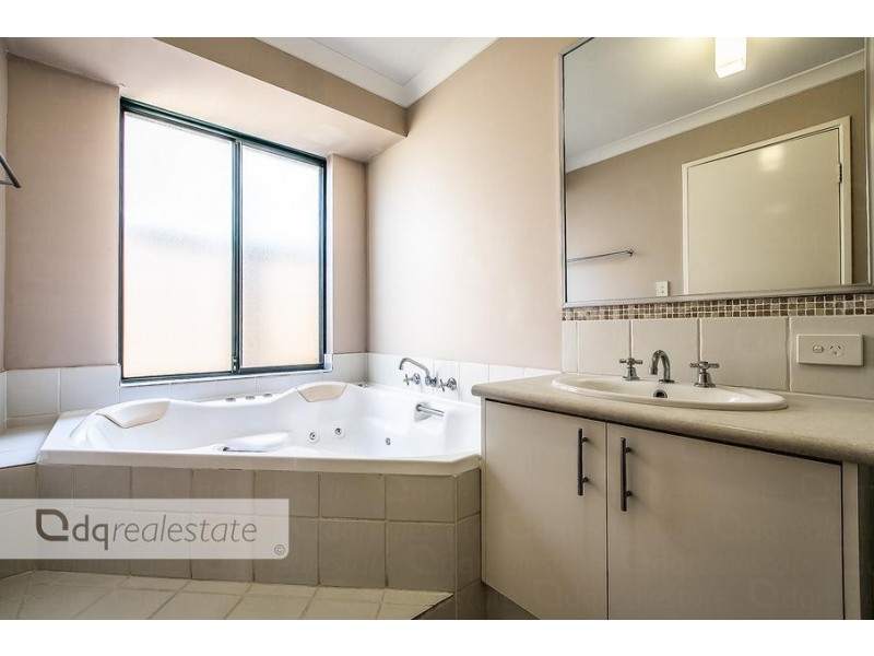 15 Jubata Turn, Tapping WA 6065