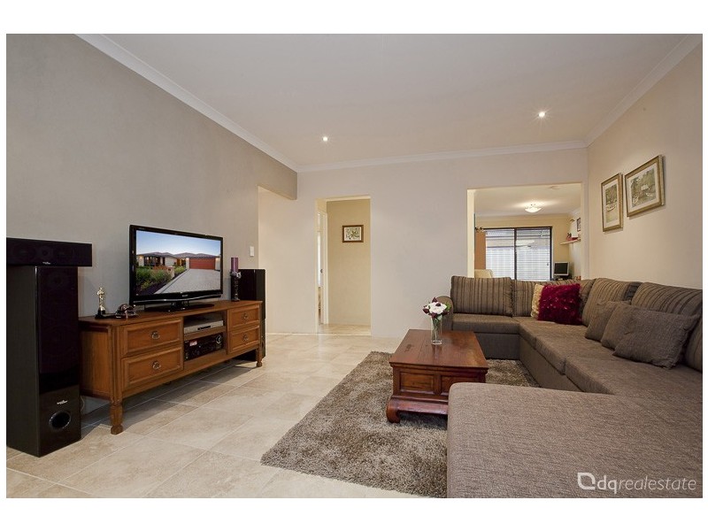 15 Jubata Turn, Tapping WA 6065