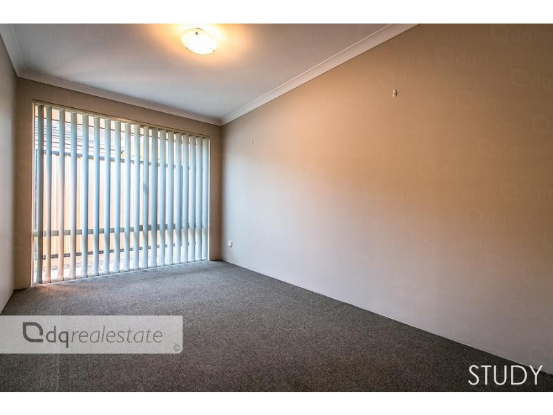 8 Goshawk Street, Tapping WA 6065