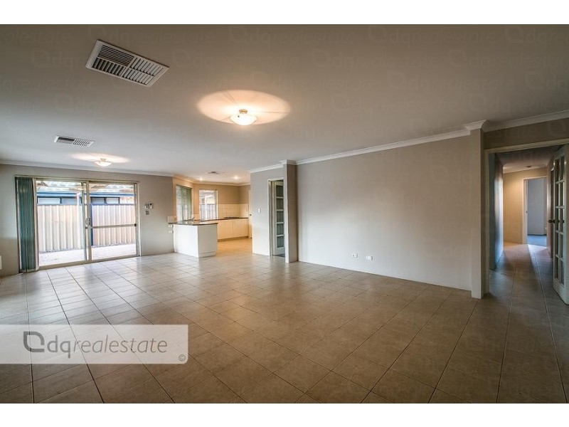 8 Goshawk Street, Tapping WA 6065