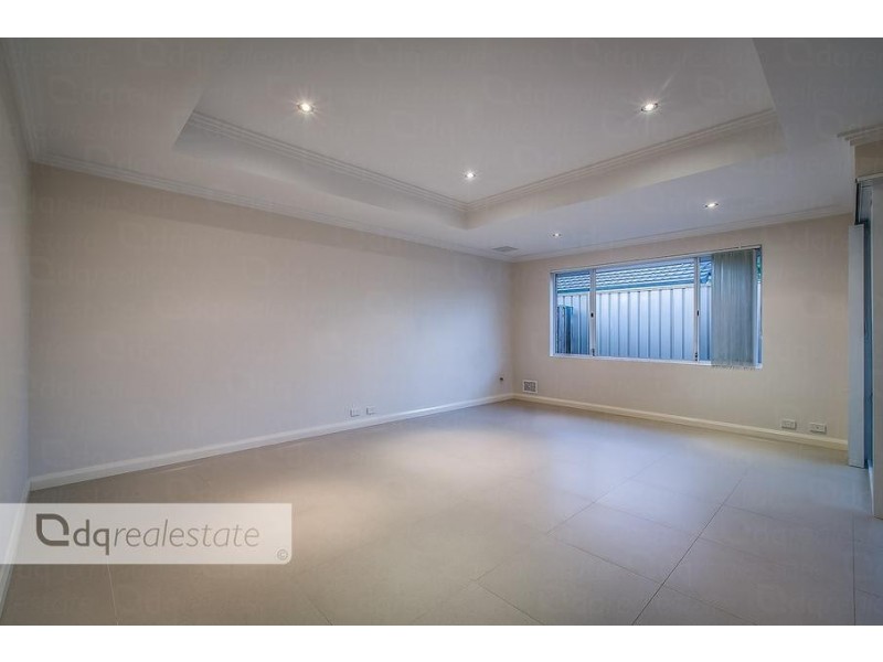 35B Moscow Retreat, Hocking WA 6065