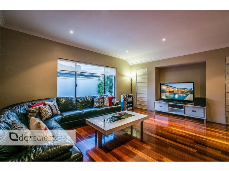 24 Gemini Way, Madeley WA 6065