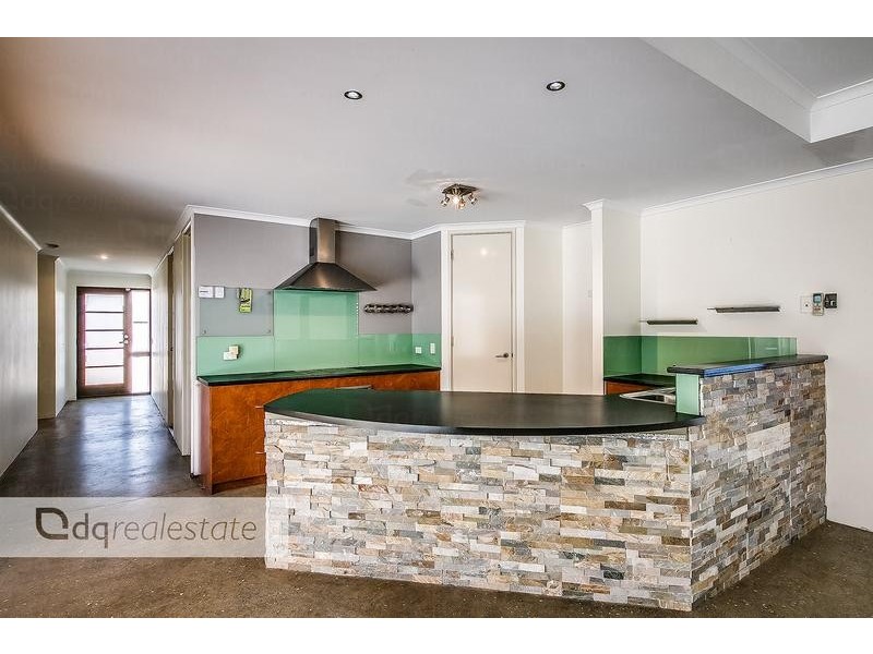 64 Narrien Loop, Hocking WA 6065