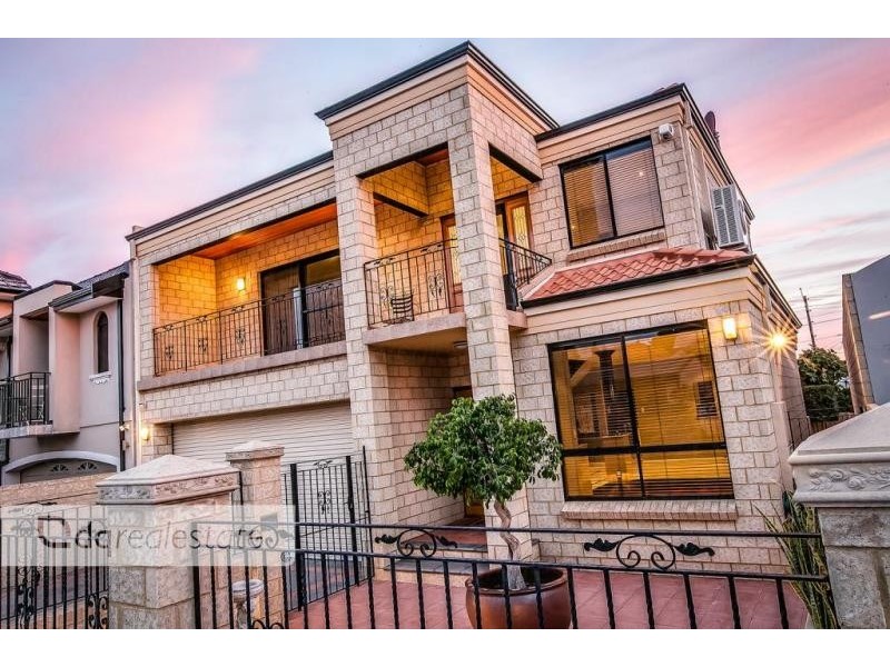 12 Austen Lane, Leederville WA 6007