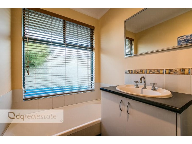 3 Kinta Way, Tapping WA 6065