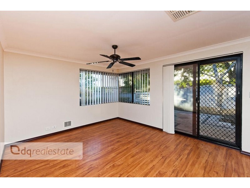 11 Harbour Elbow, Banksia Grove WA 6031