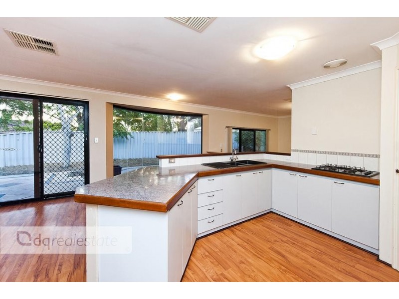 11 Harbour Elbow, Banksia Grove WA 6031