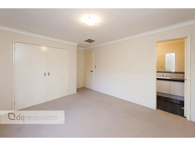 11 Harbour Elbow, Banksia Grove WA 6031