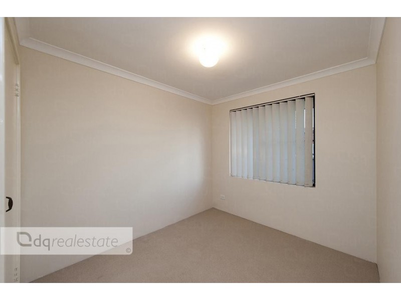 11 Harbour Elbow, Banksia Grove WA 6031