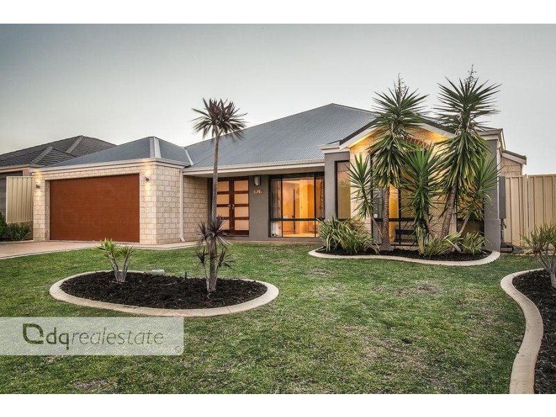 22 Crosthwait Circle, Tapping WA 6065