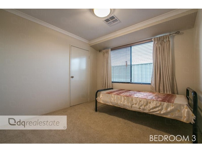 22 Crosthwait Circle, Tapping WA 6065